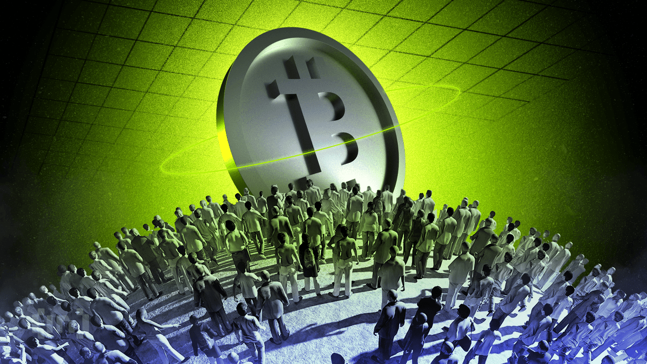 Bitcoin sale verso i $113.000 mentre i deboli dati sull&#8217;occupazione USA alimentano le scommesse su un taglio dei tassi